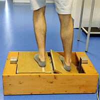 23-trapdoor Mecanismo de simulação de entorse do tornozelo em inversão