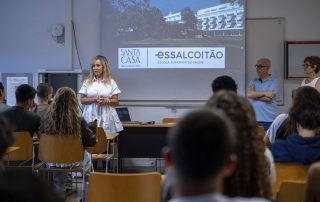 Acolhimento novos alunos atividades na sala de fisioterapia